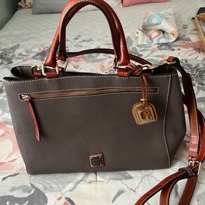 Dooney & Bourke